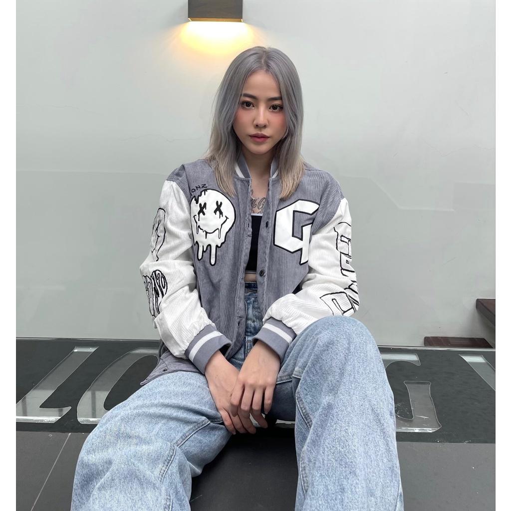 Áo Khoác Bomber Nhung Tăm 2 Lớp Jacket Varsity Logo Thêu G Form rộng Unisex Nam Nữ Couple, Áo Khóac Form Rộng Nhung Tâm Jacket Varsity Graffiti V4, Áo Khóac Nhung Tâm Jacket Varsity Form Rộng Gonz