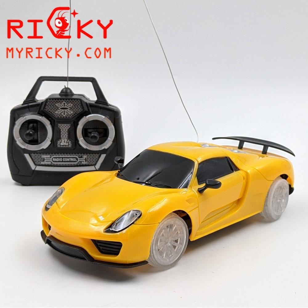 Xe Điều Khiển lốp phát sáng giá siêu rẻ