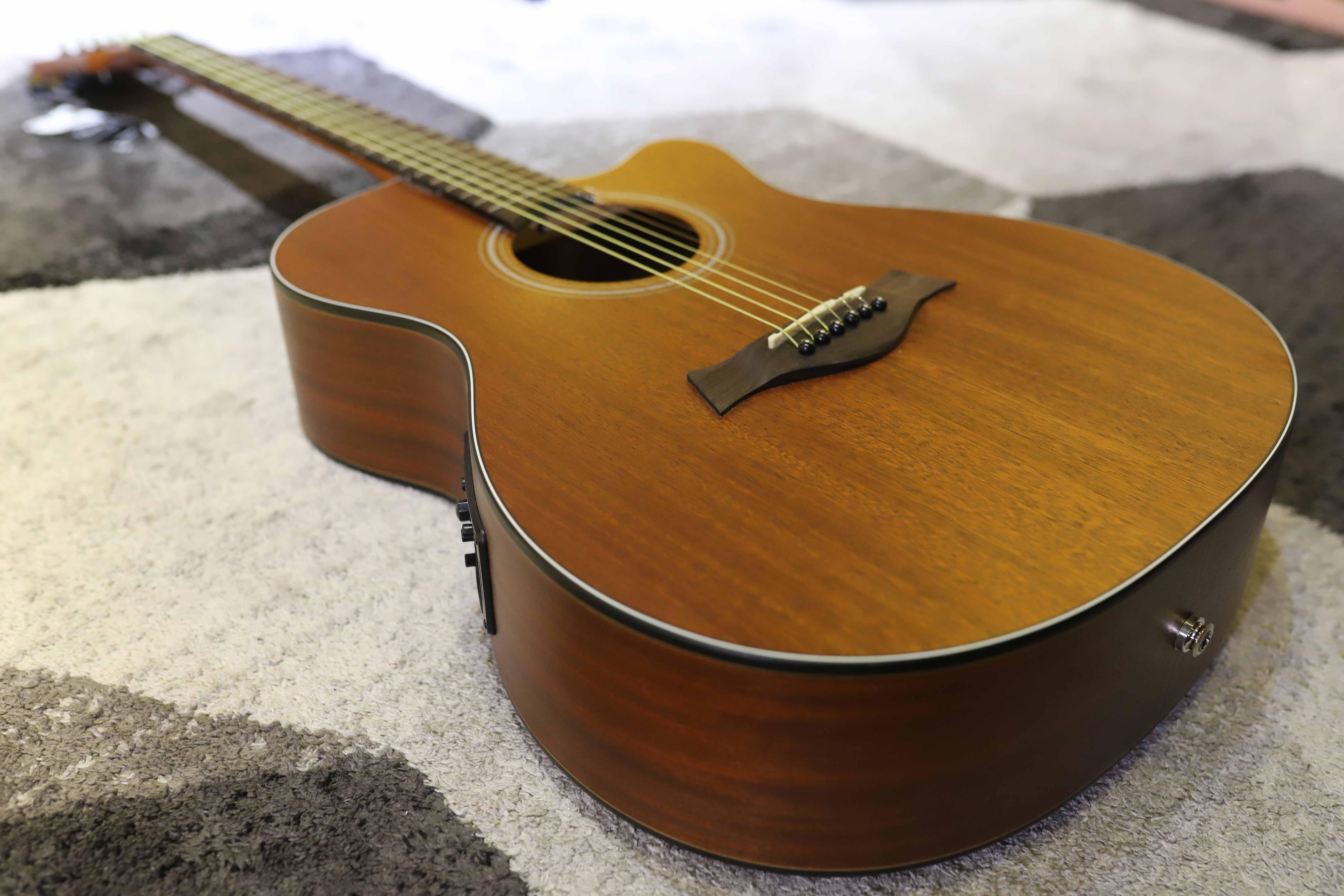 Đàn Guitar Acoustic CHARD F4030C Sapele