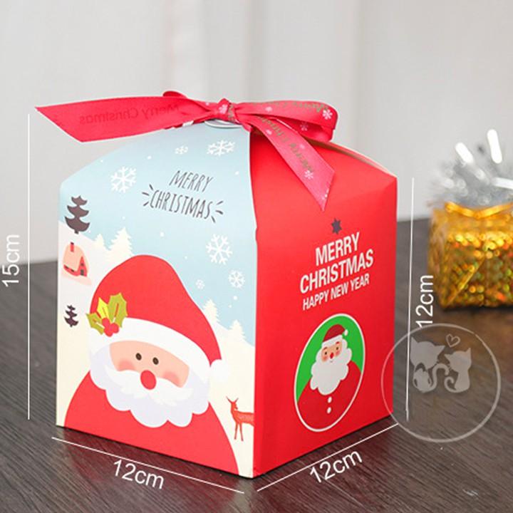 Hộp đựng quà giấy vuông Giáng Sinh Merry Christmas hình ông già Noel có thắt nơ ruy băng – G007