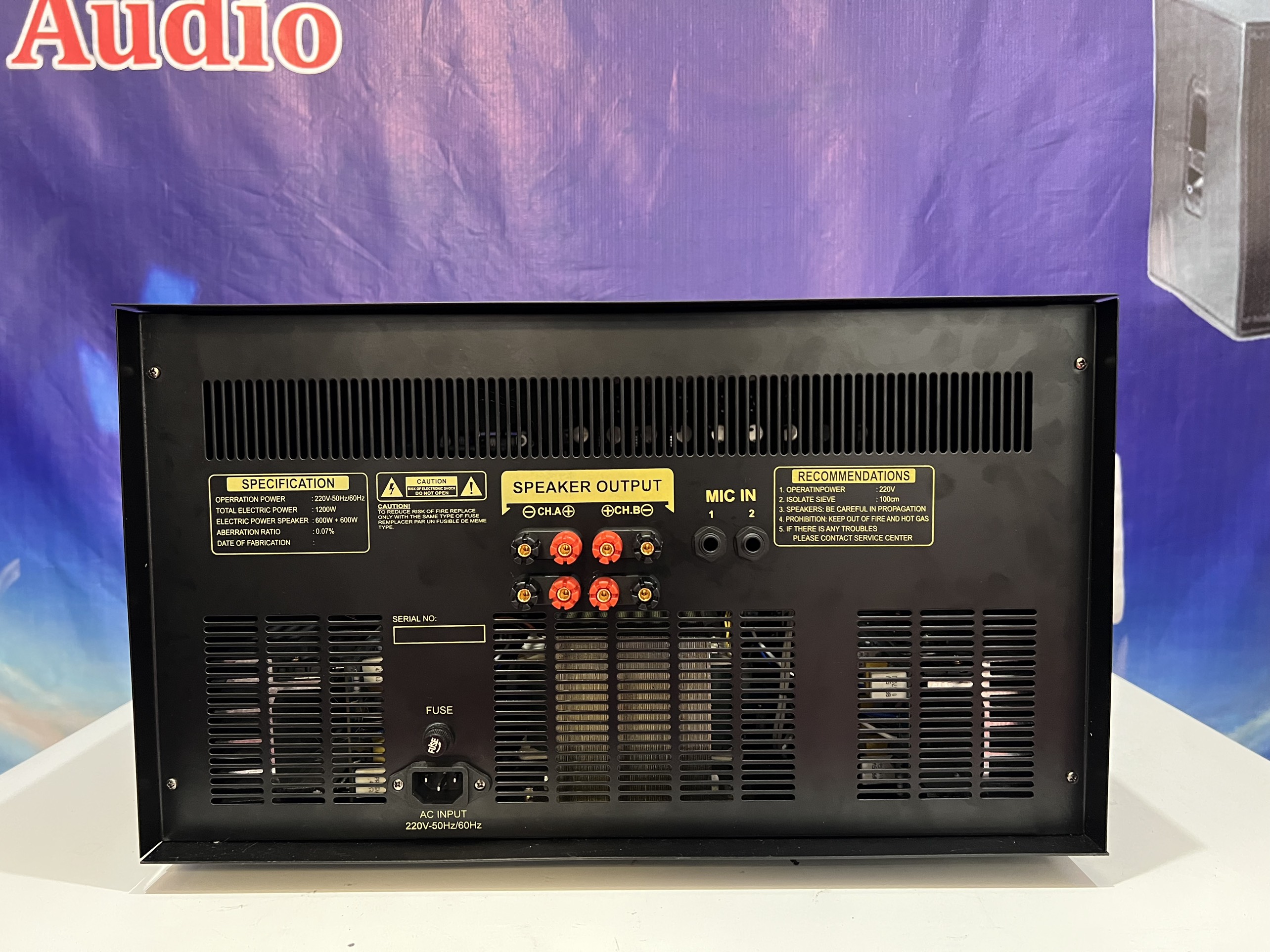 Âmpli công suất lớn 16 sò lớn PA - 8800EQ. BellPlus