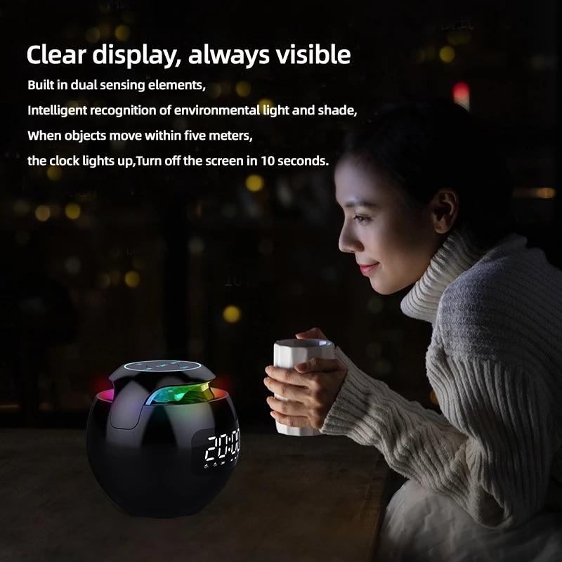 G90 Đồng hồ mới Loa Bluetooth đầy màu sắc Mini Portable Ball Card Lock and Load Spray Loa Bluetooth Màu sắc: Đen