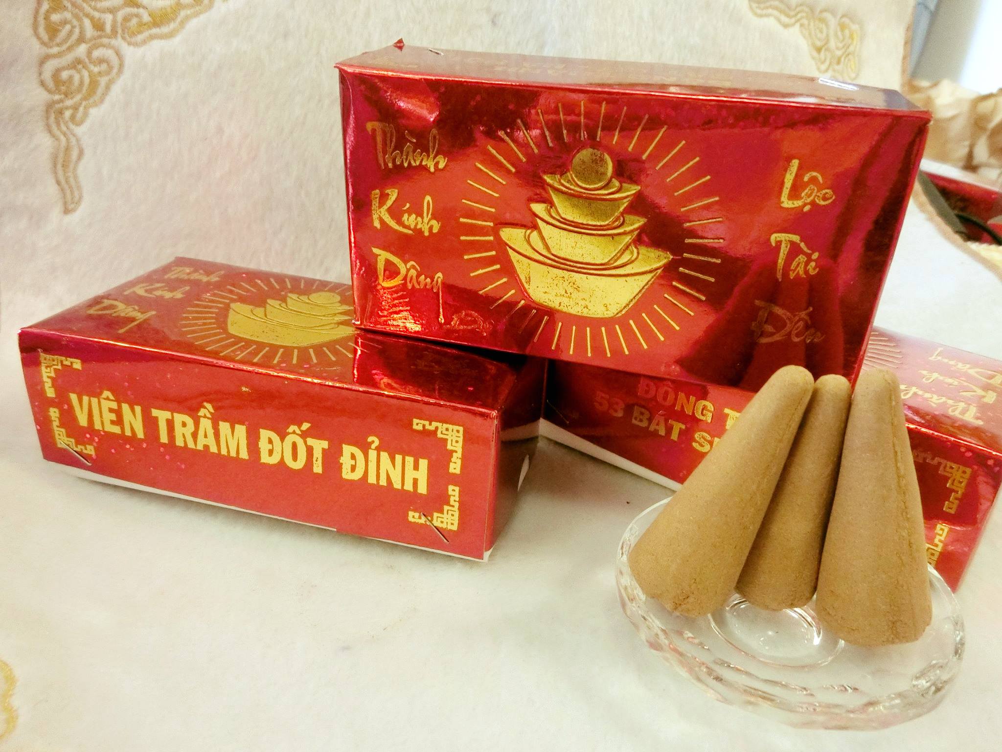 Hộp trầm viên 14 viên/ hộp ( hộp đỏ)