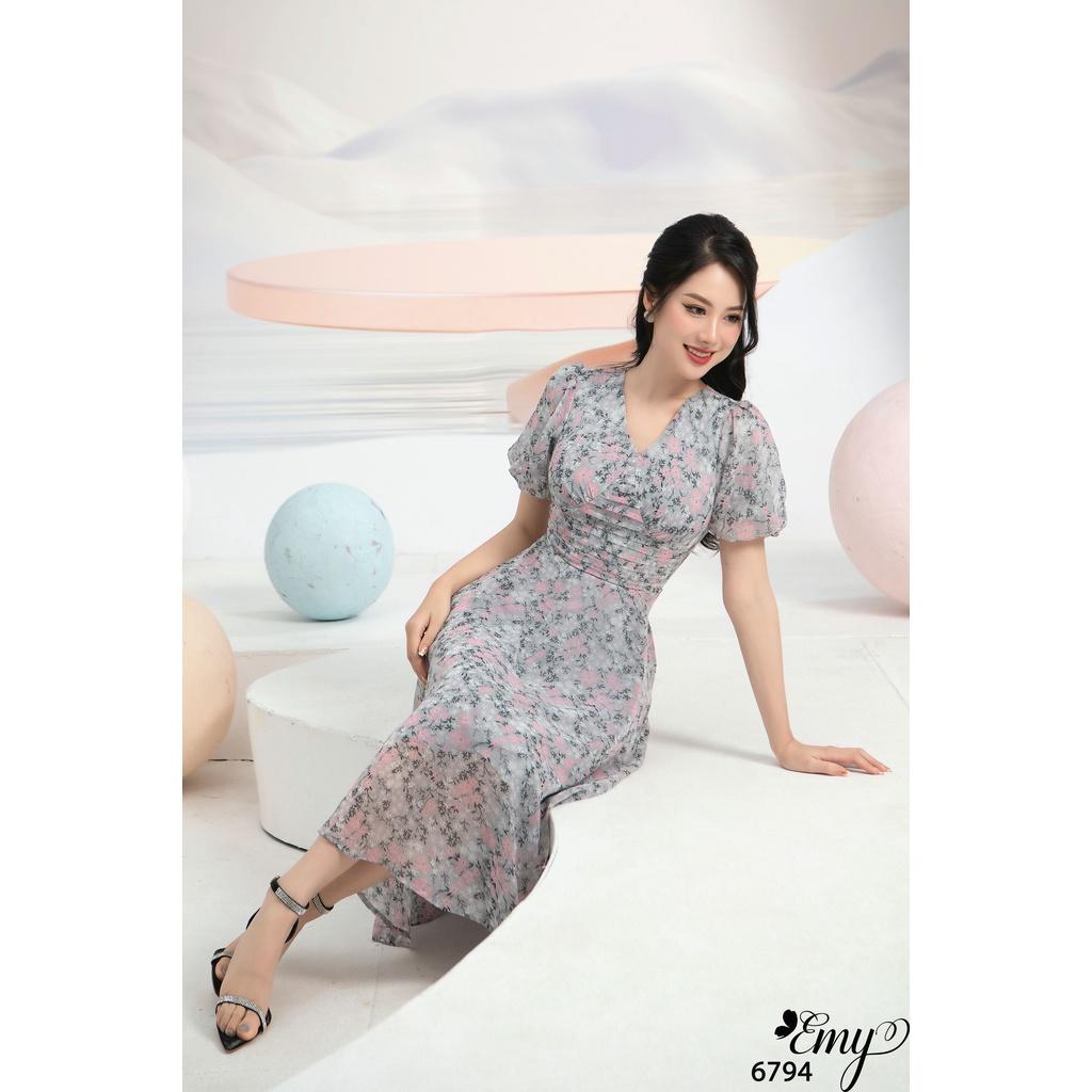 Đầm EMY EM6794 Xoè Cổ V Eo Xếp Ply