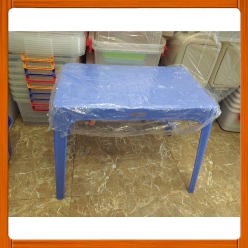Bàn nhựa vuông quán nước 63.9 *41.6 *51