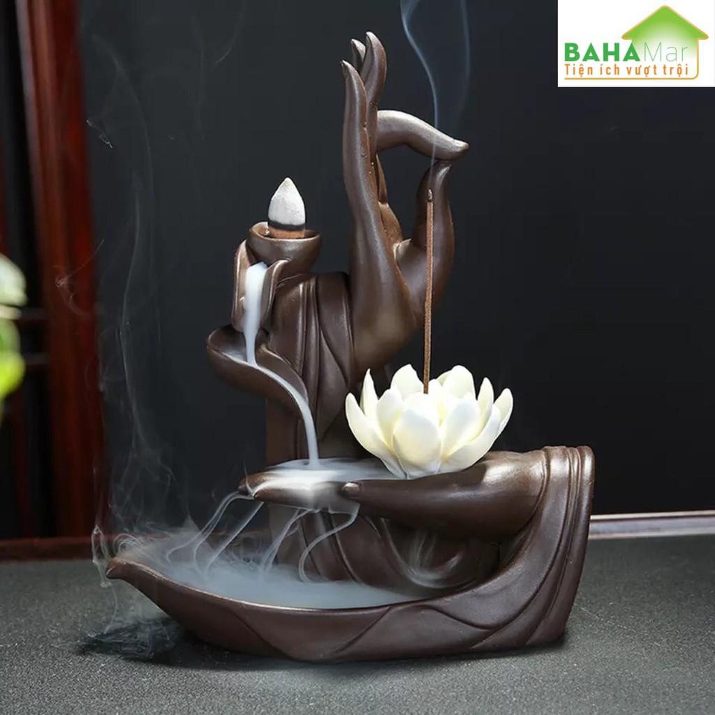THÁC KHÓI TRẦM HƯƠNG TRÊN BÀN TAY PHẬT "BAHAMAR" Sáng tạo vẻ đẹp với phong cách điêu khắc, thú vị và hấp dẫn