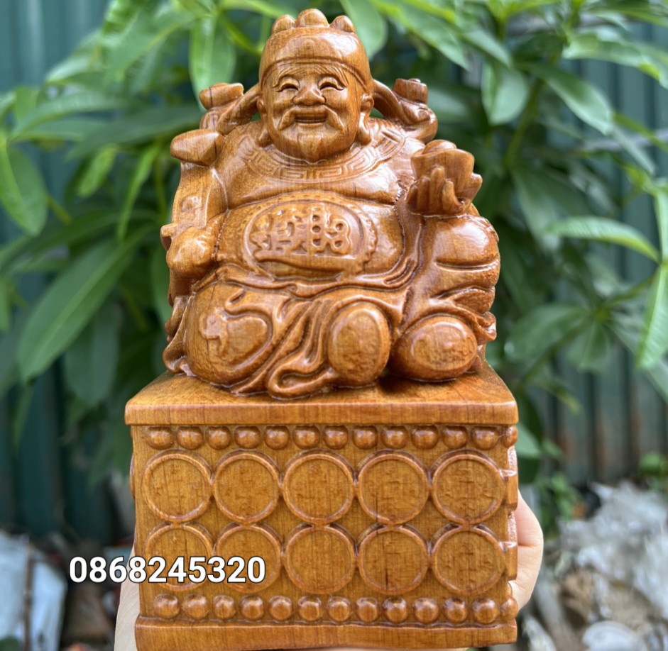 Tượng thần tài bằng gỗ bách xanh thơm nức kt cao 16×10×7cm