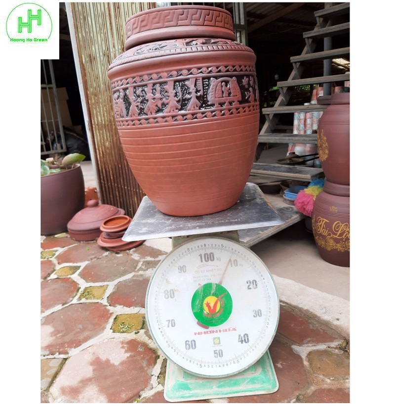 Bình, Chum, Vại ngâm r ượu chạm khắc họa tiết trống đồng, chất liệu Sành Bát Tràng, dung tích 20L