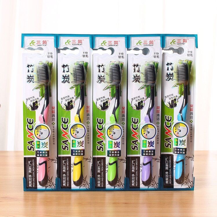 Hộp 30 bàn chải than tre cao cấp