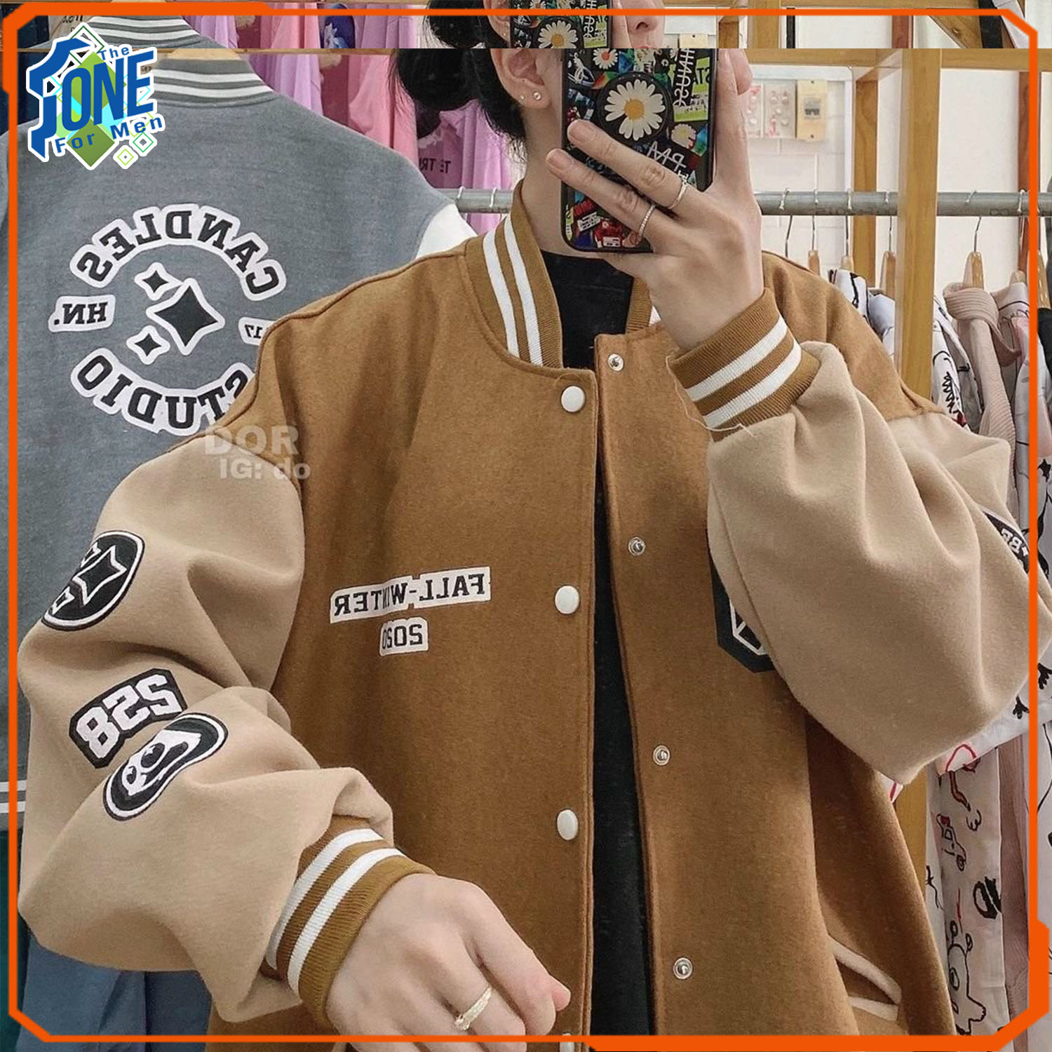 Áo Khoác BomBer Nam Nữ Thêu Sticker Trước Sau , Phối Màu Cực Teen, Mặc 4 Mùa, Vải Mềm Mịn Chống Nắng Cực Tốt, Form Dưới 75kg Thích Hợp Các Bạn Trẻ Tuổi Teen Nam Và Nữ