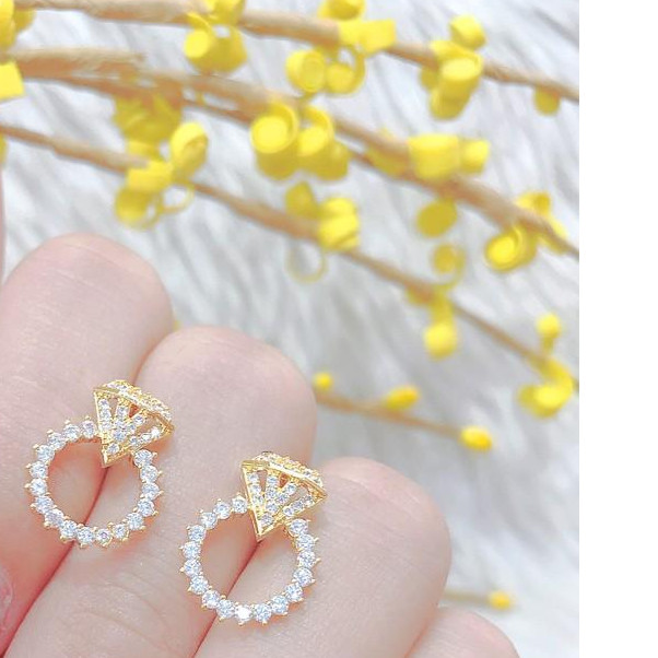 BÔNG TAI BẠC HỌA TIẾT VIÊN KIM CƯƠNG B105