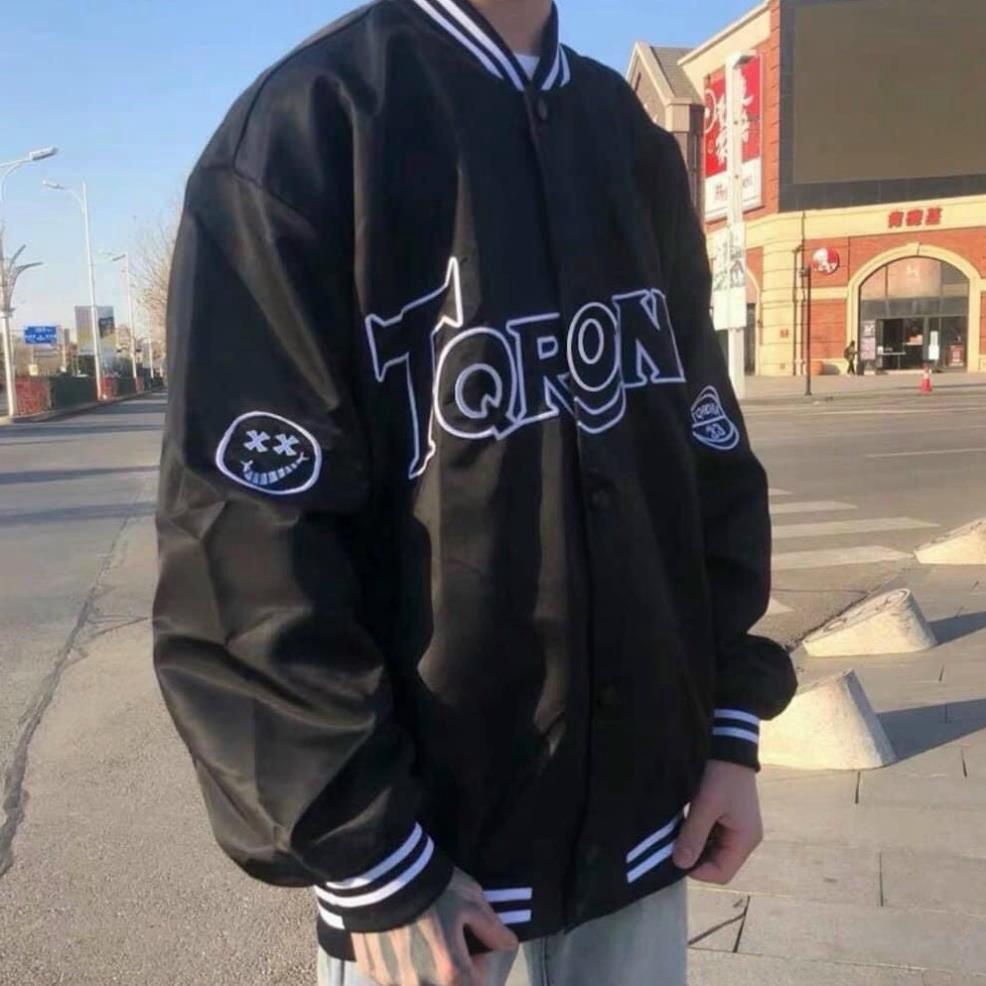 Áo khoác dù bomber unisex form rộng TORONA bóng chày nam nữ hót năm của đam mê fashion