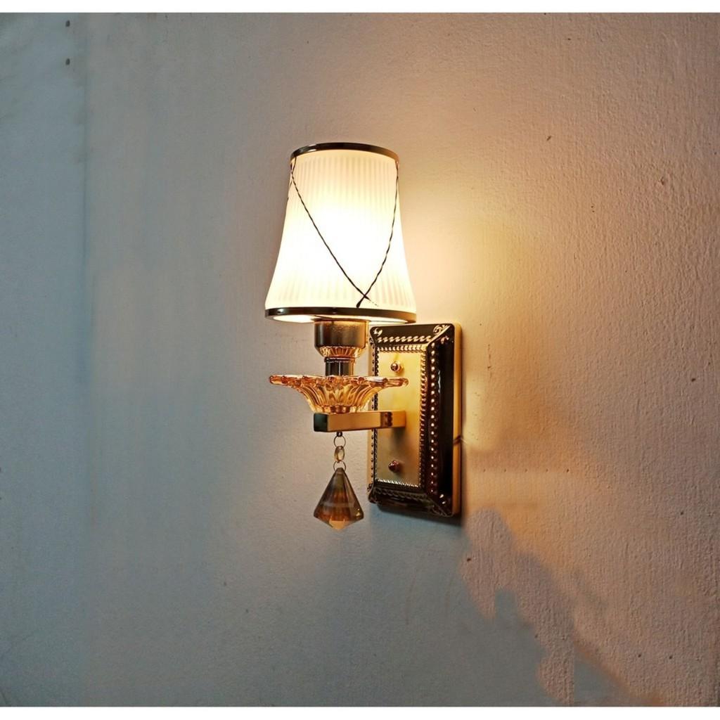 Đèn tường trang trí siêu sáng