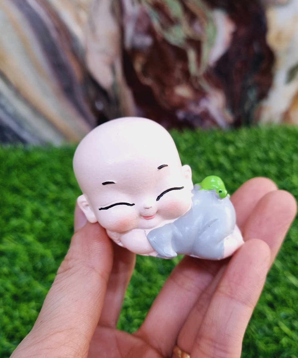 Bộ 04 tượng chú tiểu nhí áo vàng / áo lam đáng yêu - tặng kèm 50 xu vàng mini may mắn