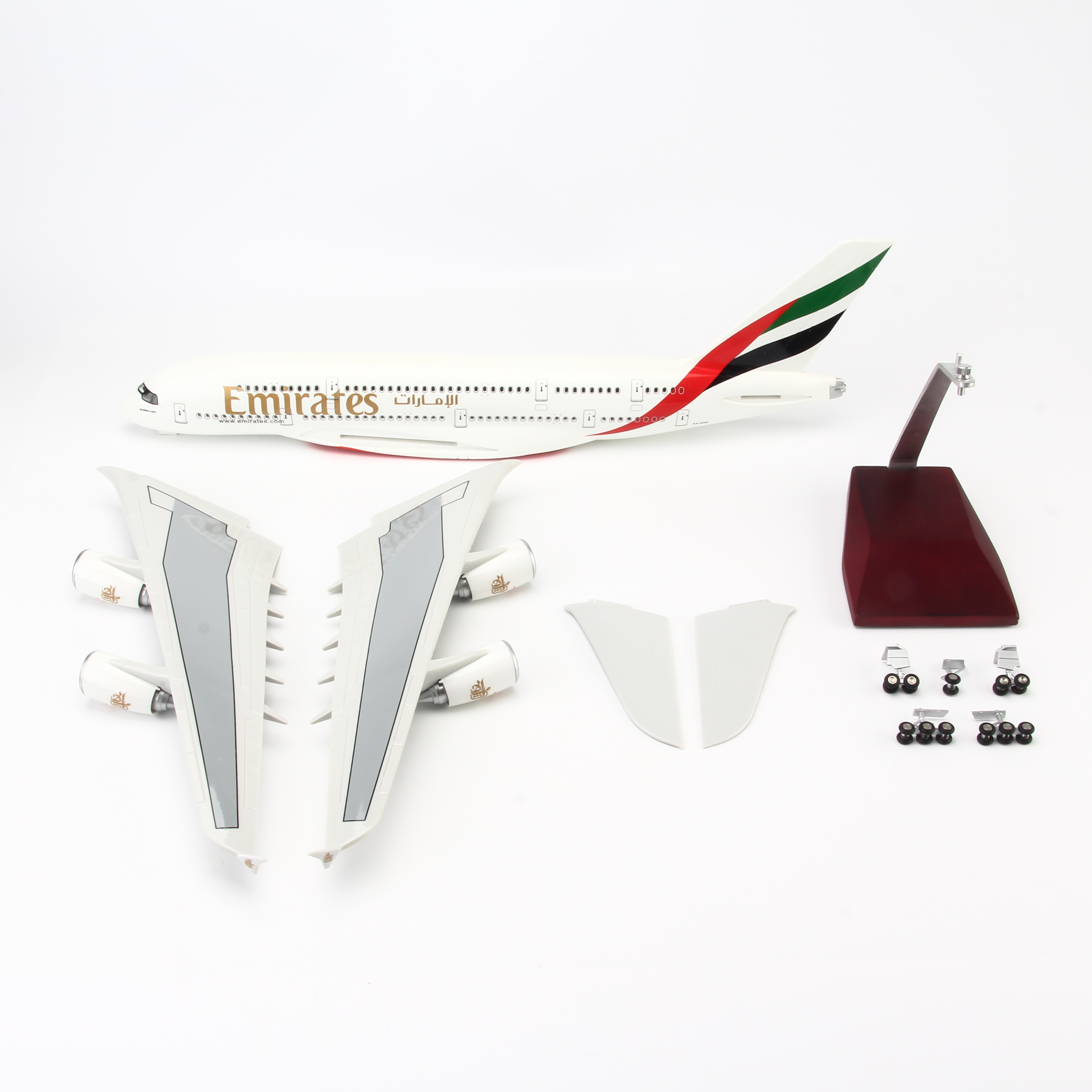 Mô hình máy bay Emirates Airbus A380 lắp ráp có đèn 47cm MBMH46