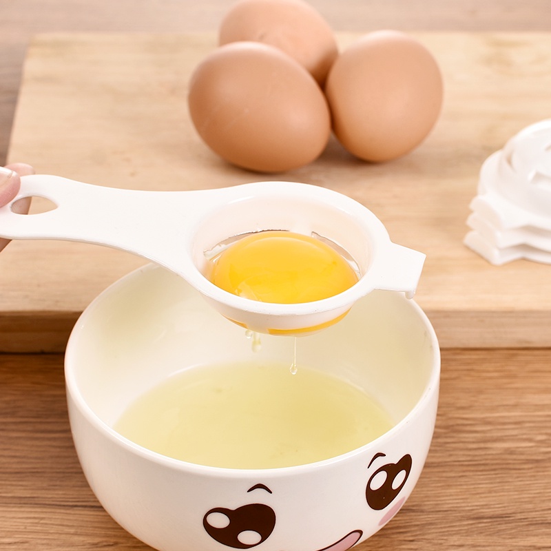 Dụng cụ tách lòng đỏ trứng thông minh tiện ích