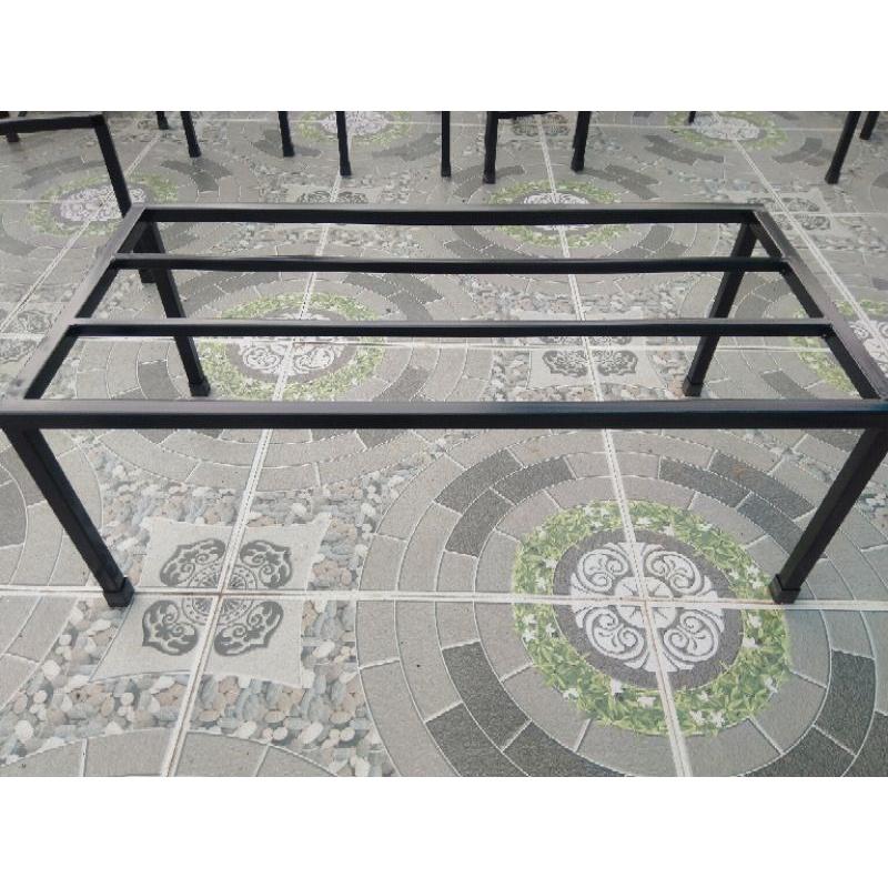Kệ thép Dài 80cm. Rộng 40cm. Cao 30cm. 2 nan phụ. 4 chân. Hộp thép 2*2cm