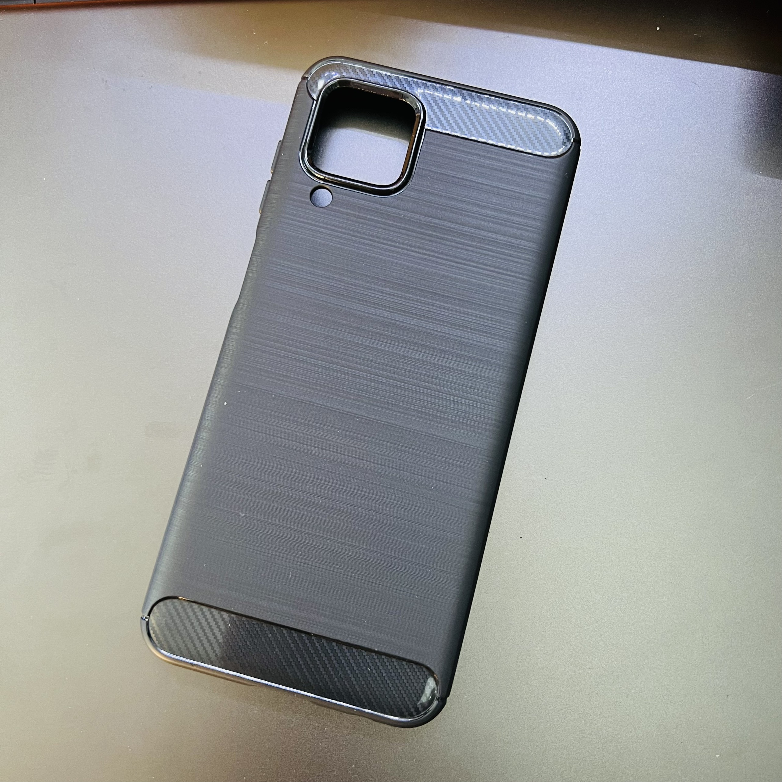 Ốp lưng Likgus armor dành cho Galaxy M33 - hàng chính hãng