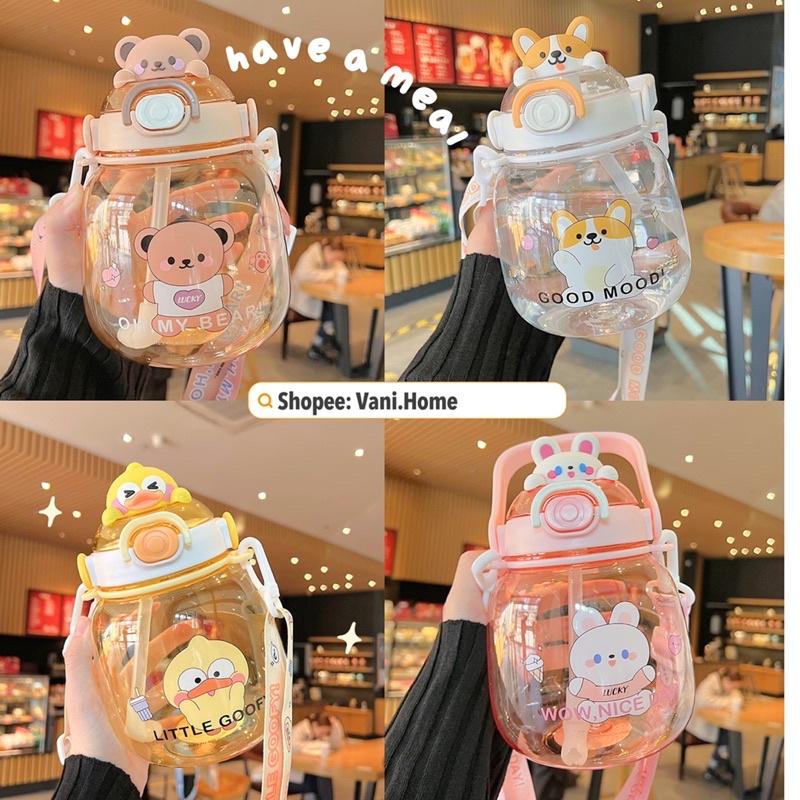 Bình nước hình thú cute mẫu mới 1,3L tặng kèm dây đeo và ống hút - Bình đựng nước hoạt hình dễ thương cho bé có quai đeo