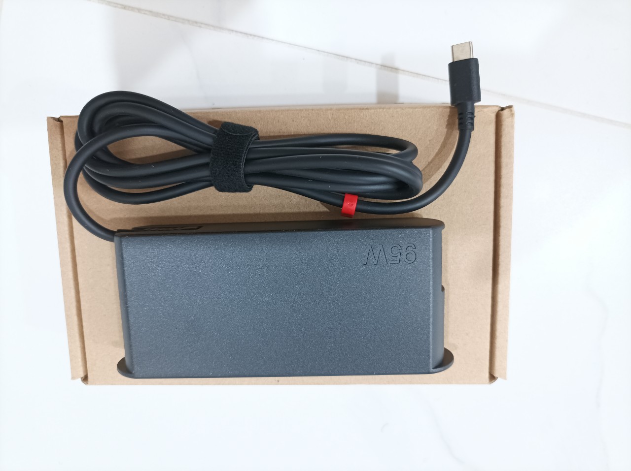 Sạc dành cho Laptop Lenovo THINKPAD T470S T480S 20V 4.75A 95W TYPE-C