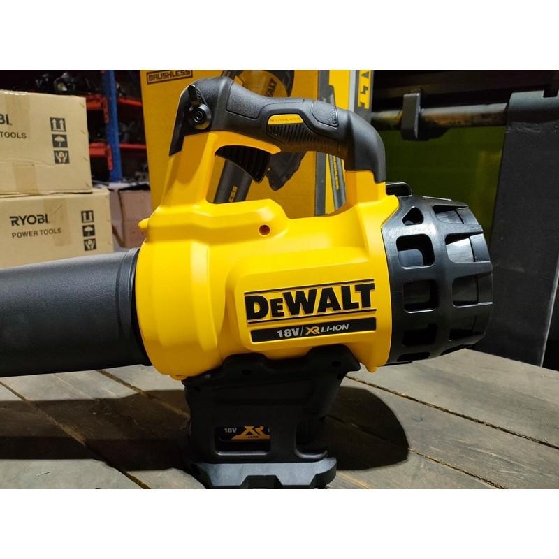 Máy thổ hơi bụi, lá dùng pin 18V DeWalt DCM562N - Chính hãng