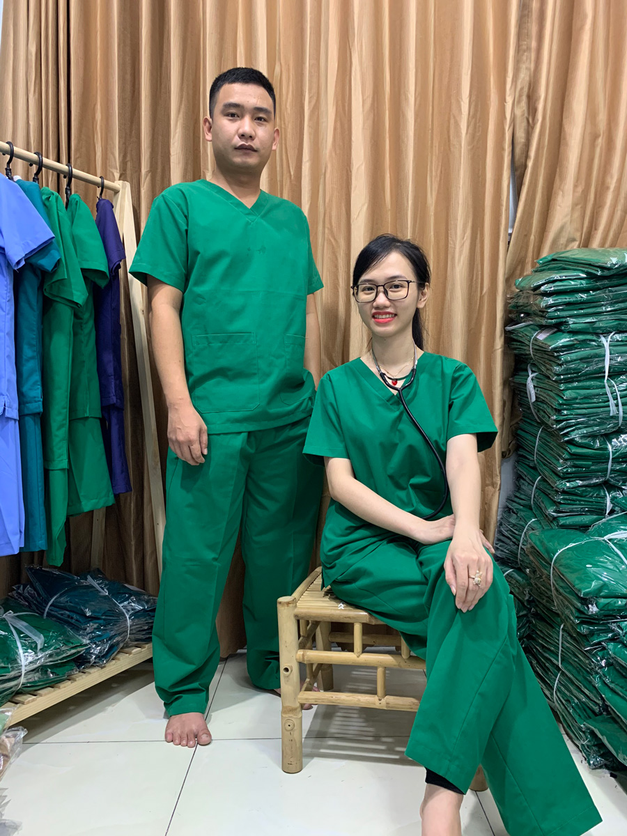 Bộ Scrubs bác sĩ phẫu thuật NAM NỮ cao cấp XANH KÉT LỢT 108 - Quần áo cổ tim cho phòng mổ, hộ lý, y tá
