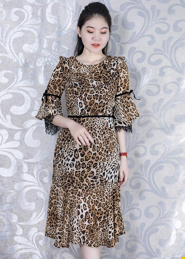 Đầm Công Sở Dạo Phố Kiểu Đầm Đuôi Cá Phối Ren Tay Loe GOTI 3130