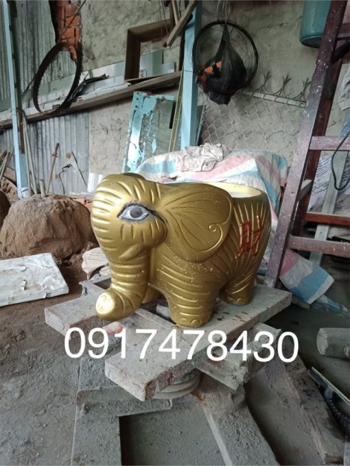 Khuôn đúc chậu hình con voi to dài 45cm cao 30cm ngang 25cm đổ úp đáy