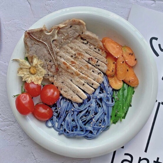 Mì rau củ  5 vị / Bó xôi , củ dền , đậu biếc . mè đen , cà rốt