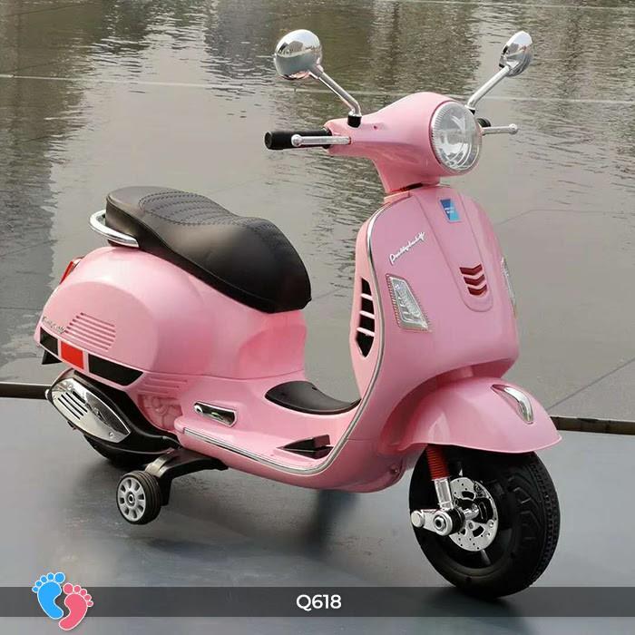 Xe máy điện trẻ em cao cấp VESPA Q618 ( Động cơ 12V, Bình ắc quy:2 bình 6V4.5AH)