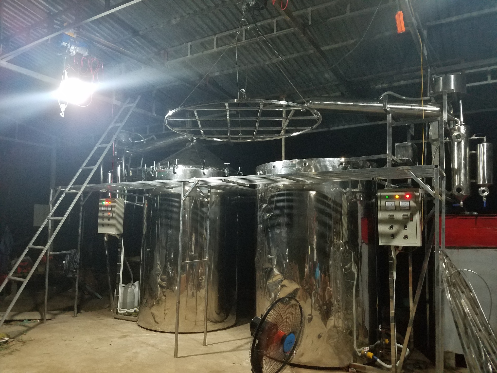 Tinh dầu Bạc hà chai 01Lít Mộc Mây - tinh dầu nguyên chất từ thiên nhiên - Có kiểm định - Chất lượng và mùi hương vượt trội