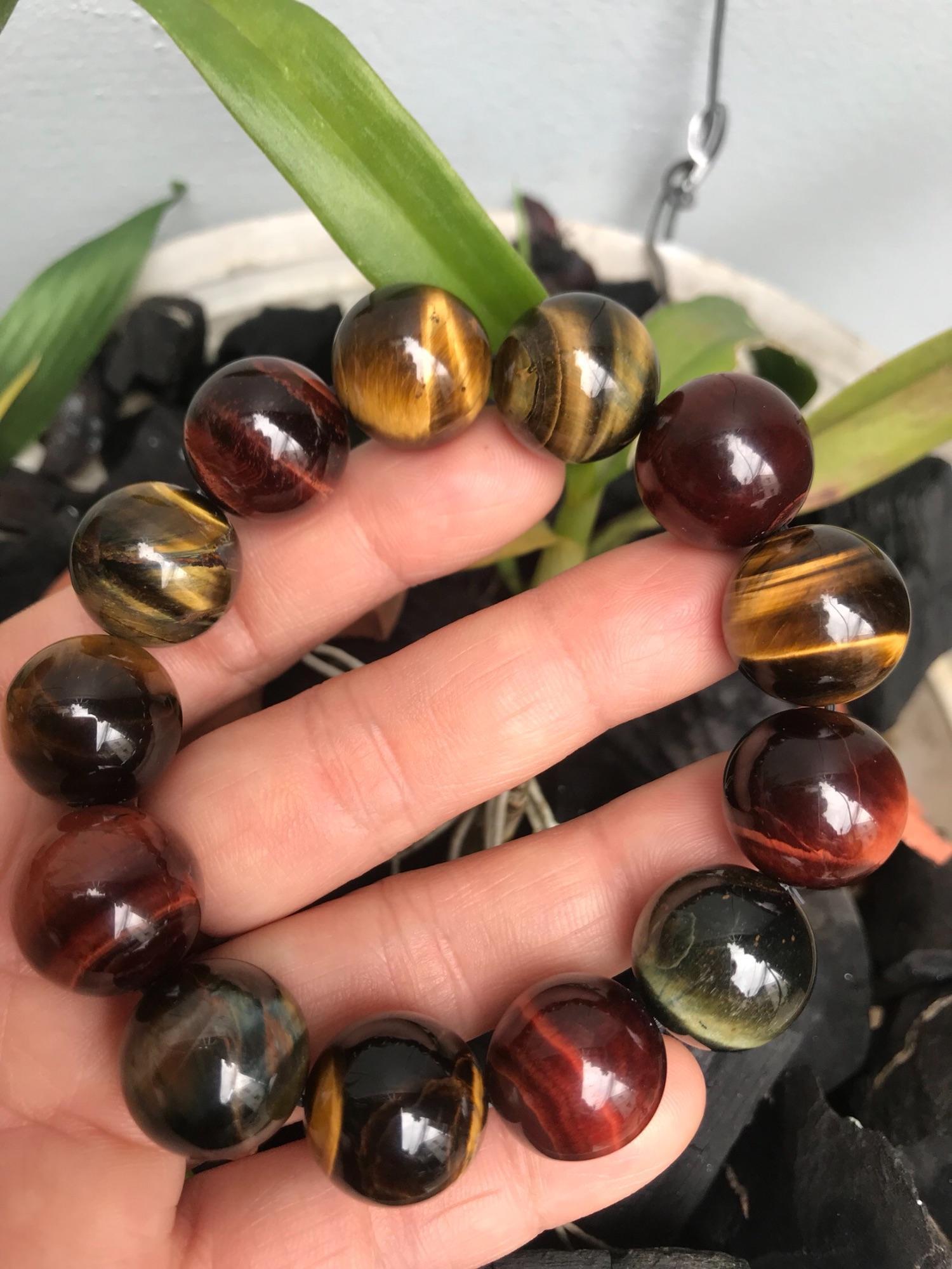 VÒNG ĐẸP ĐÁ MẮT HỔ TỰ NHIÊN 16MM NAM ĐEO A1