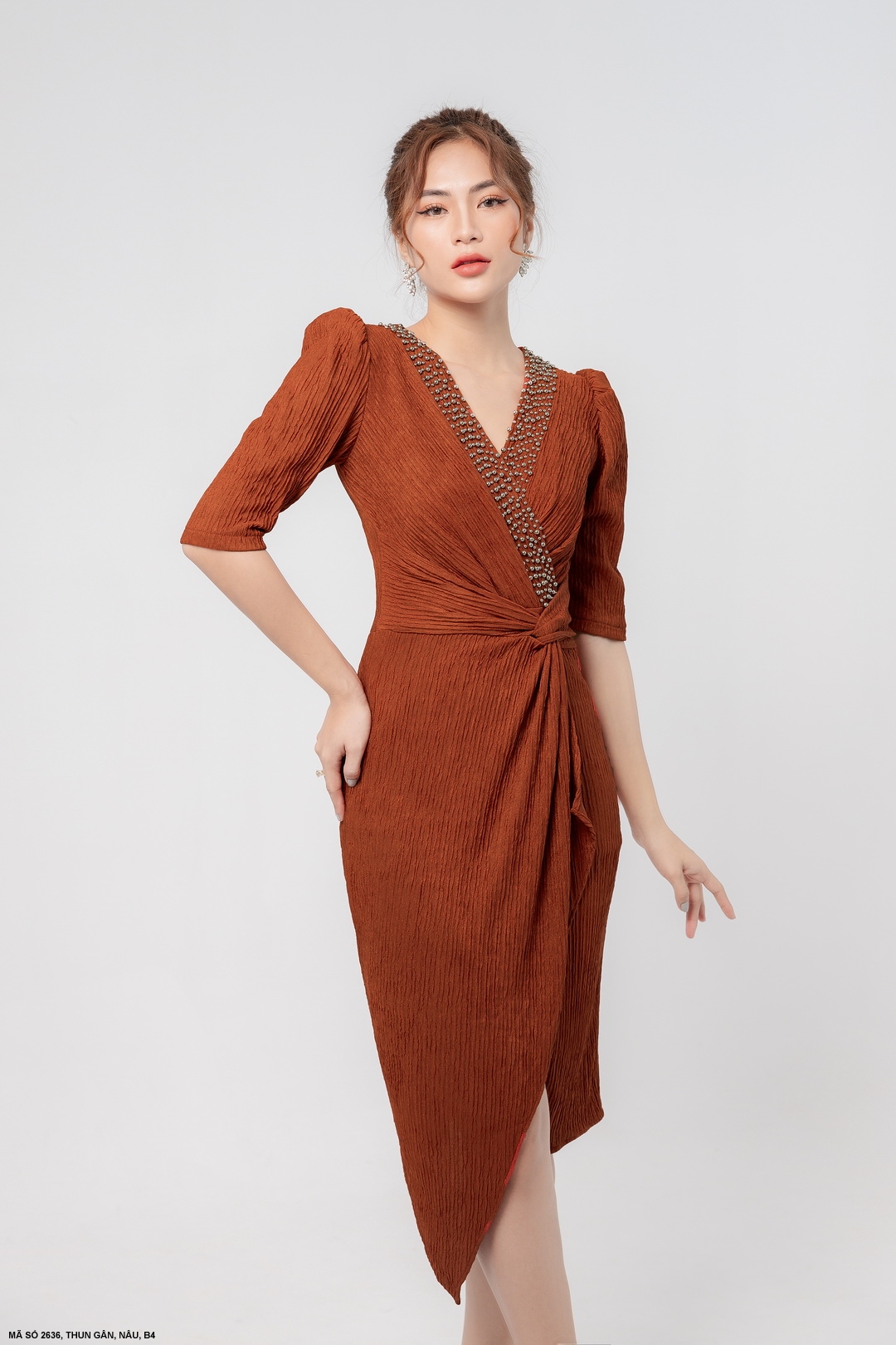 ĐẦM CỔ TIM CHÉO TAY LỠ LAI ĐẤP CHÉO QUYẾN RŨ