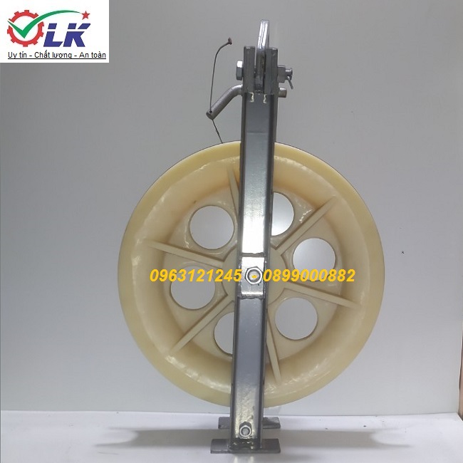 Puly kéo dây cáp điện ĐK 408x80mm
