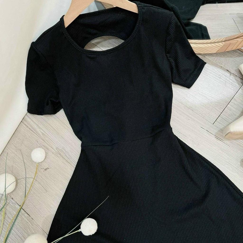 ĐẦM BODY BIG SIZE HỞ LƯNG MÀU ĐEN CHẤT THUN