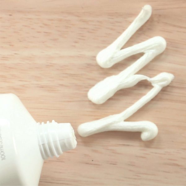 Sữa rửa mặt trà xanh kháng khuẩn ngừa mụn ISK Hàn Quốc 100ml