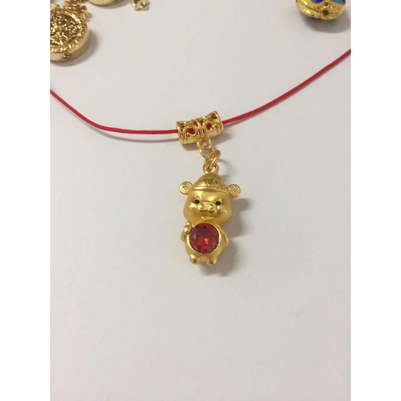 Mặt charm chú heo tai lộc ôm Ngọc đỏ làm vòng handmade may mắn