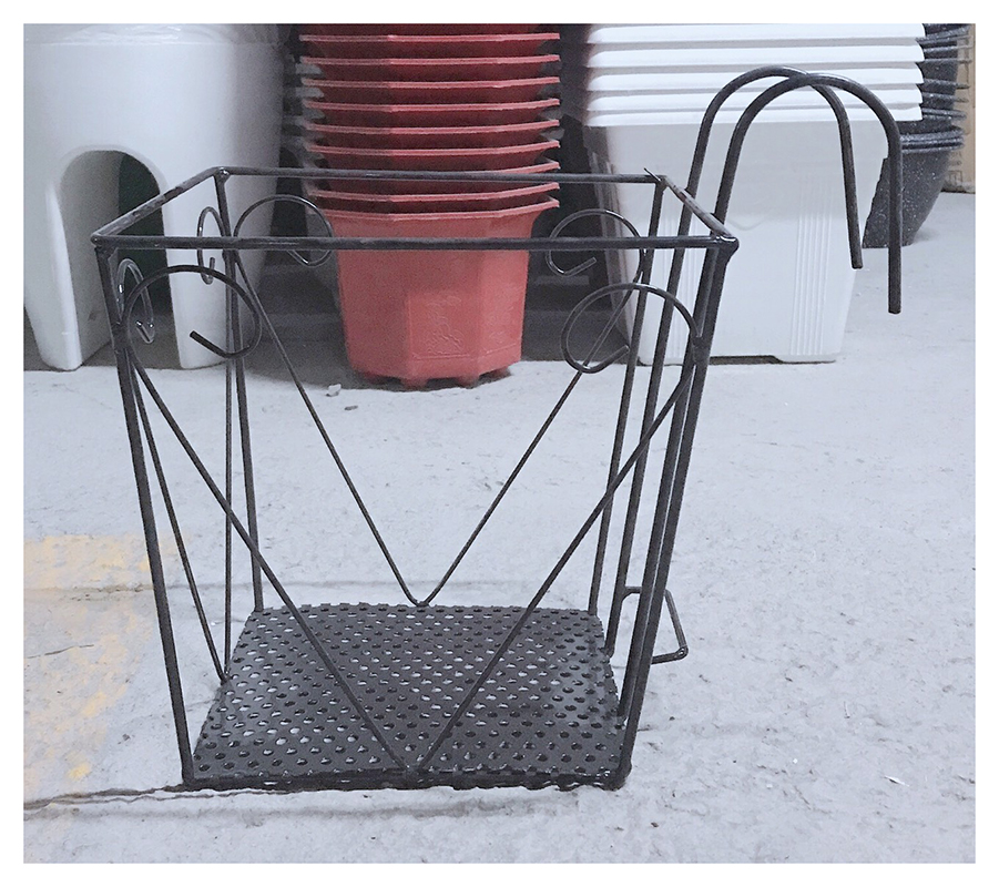 10 Giỏ Sắt 24x23cm Hình Vuông Màu ĐEN Treo Chậu Hoa Lan Can Ban Công