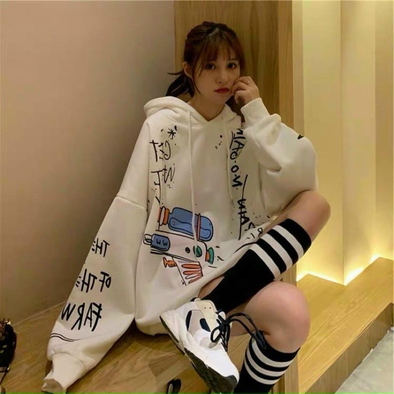 Áo hoodie pe nỉ ngoại có nón chất vải dày dặn và mềm mịn in hình tàu bay siêu kute, có 2 màu trắng đen