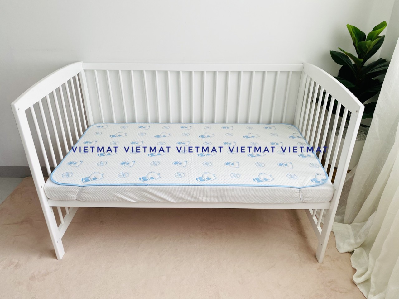 Tấm Lót Chống Thấm VIETMAT Màu Xanh (Size 80 x 120 cm)