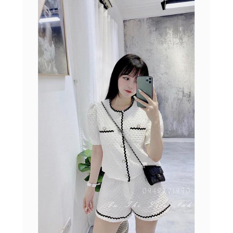 Bộ xốp viền đen cúc ngọc