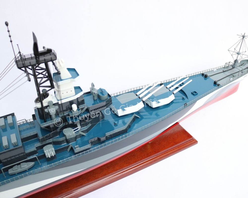 Mô Hình Thuyền Gỗ Phong Thủy Dạng Thuyền Chiến USS WISCONSIN BB64 Chính Hãng Hàng Xuất Khẩu Chất Lượng Cao
