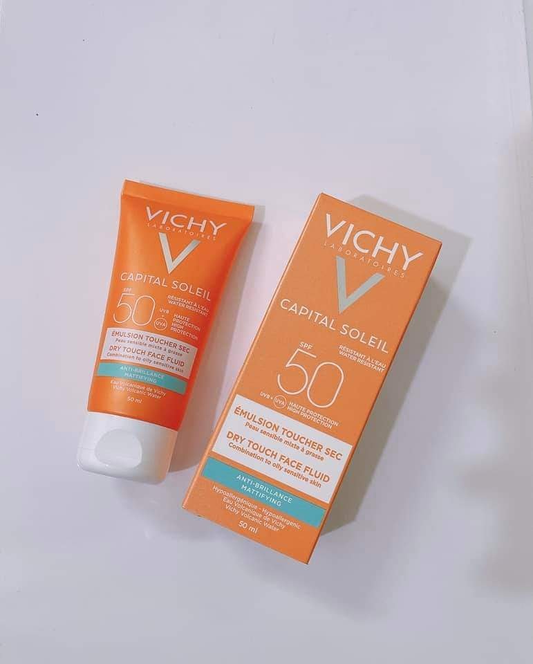 Kem Chống Nắng Bảo Vệ Da Mặt Không Gây Nhờn Rít Vichy Ideal Soleil Mattifying Face Fluid Dry Touch SPF50 50ml