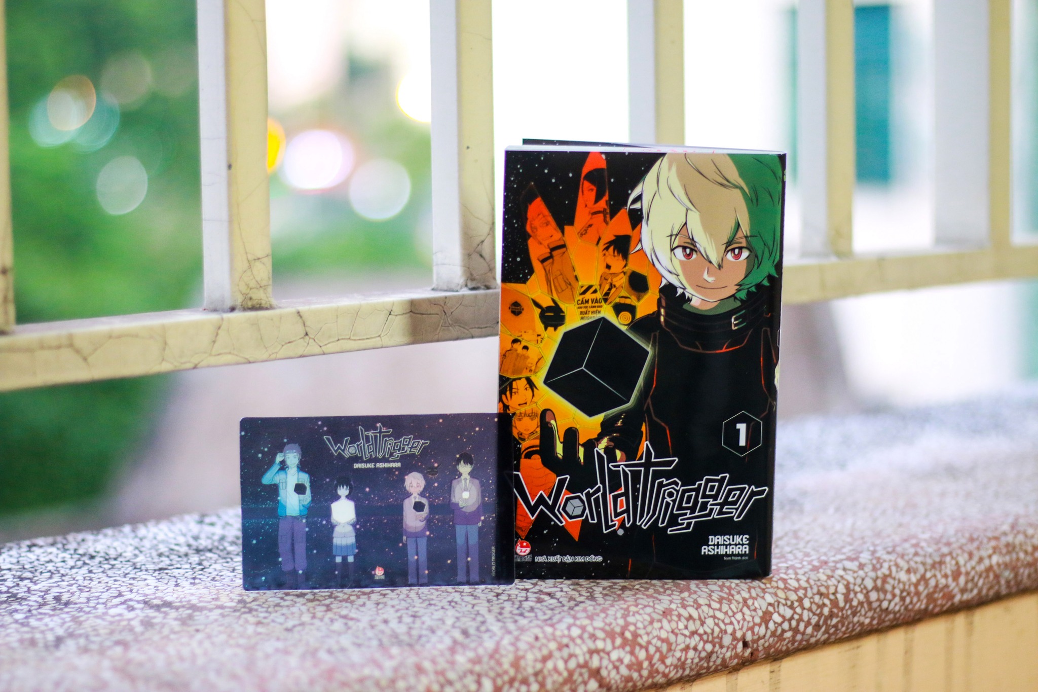 Truyện tranh World Trigger - Tập 1 - Tặng Kèm PVC Card