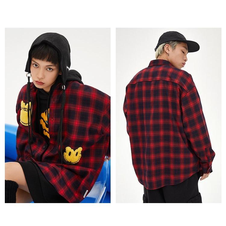 Áo khoác sơmi unisex nam nữ họa tiết caro thêu mặt cười in chữ Mtbw form rộng đẹp