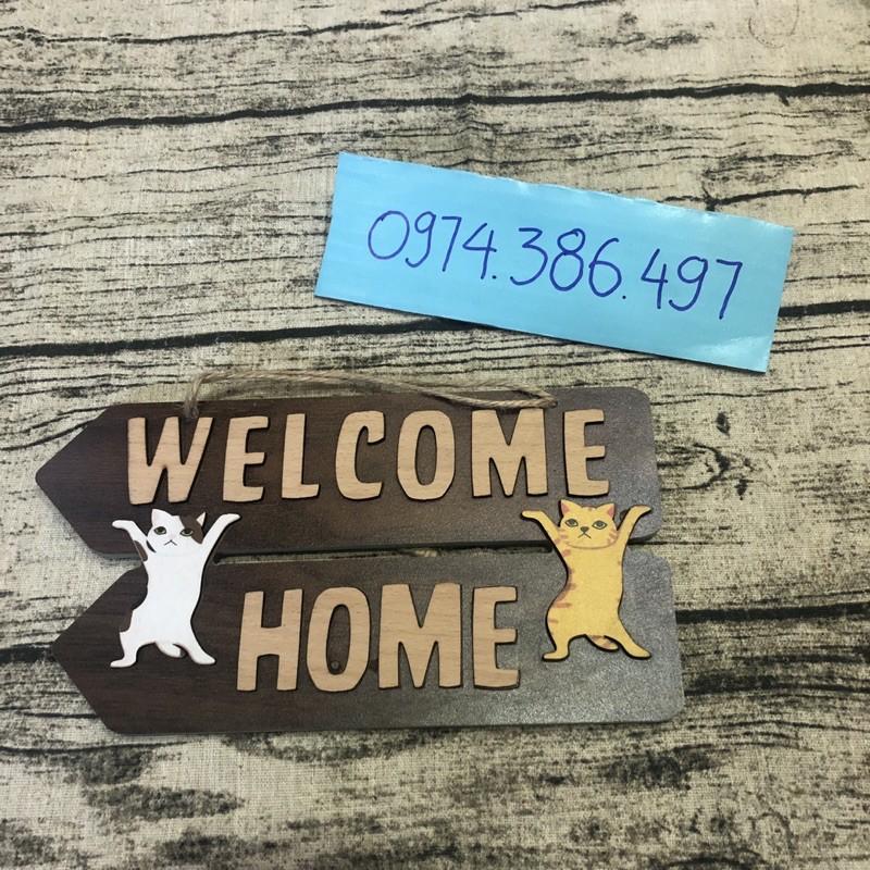 Bảng gỗ 2 con mèo đưa tay lên trên 2 con mèo nhảy múa 2 con mèo khiêng đồ welcome home