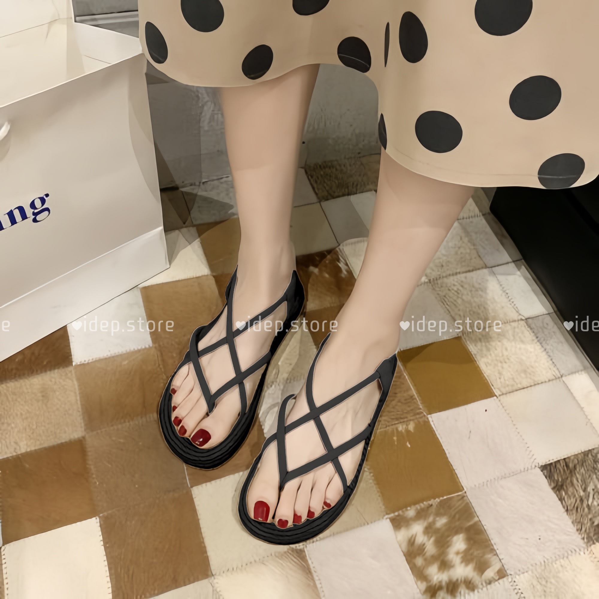 Dép sandal xỏ ngón đế gải cói kiểu dáng xinh xắn dành cho nữ GL040