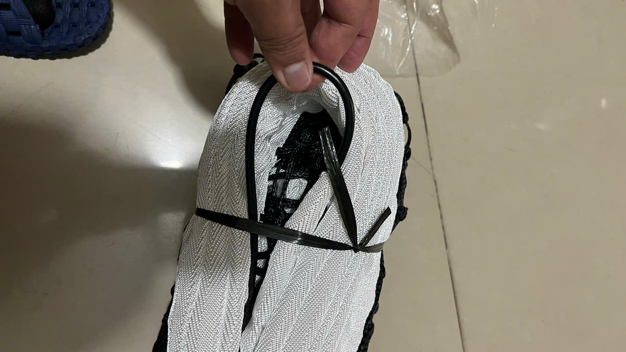 Lưới pickleball Vifa 330048 kích thước 6.7m*0.86m, chất liệu TPE dày 3.0mm, cỡ ô lưới M48, chống thụng tiêu chuẩn