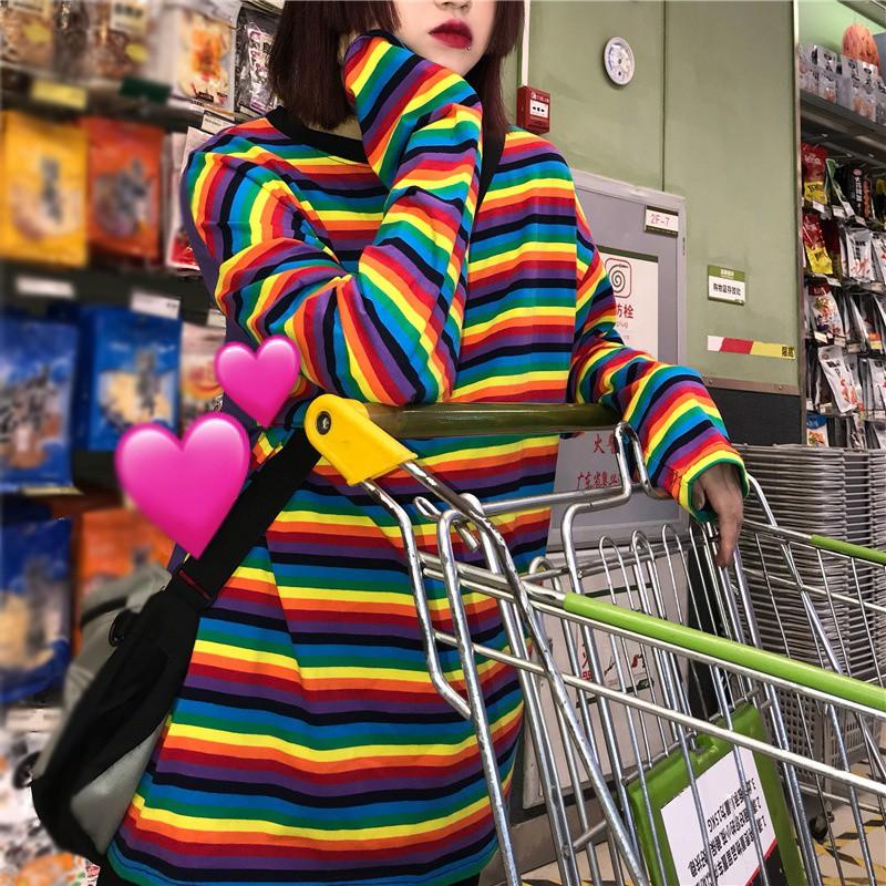 Áo thun tay dài cổ tròn hoạ tiết kẻ sọc thiết kế dáng rộng thoải mái