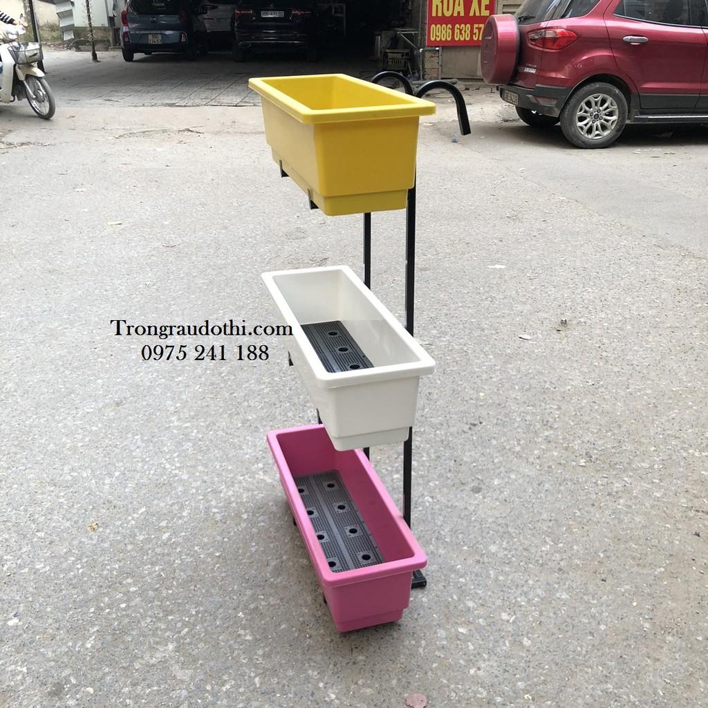 Bộ giá kệ trồng cây ban công 3 tầng và 3 chậu trồng cây thông minh 67x24x20cm